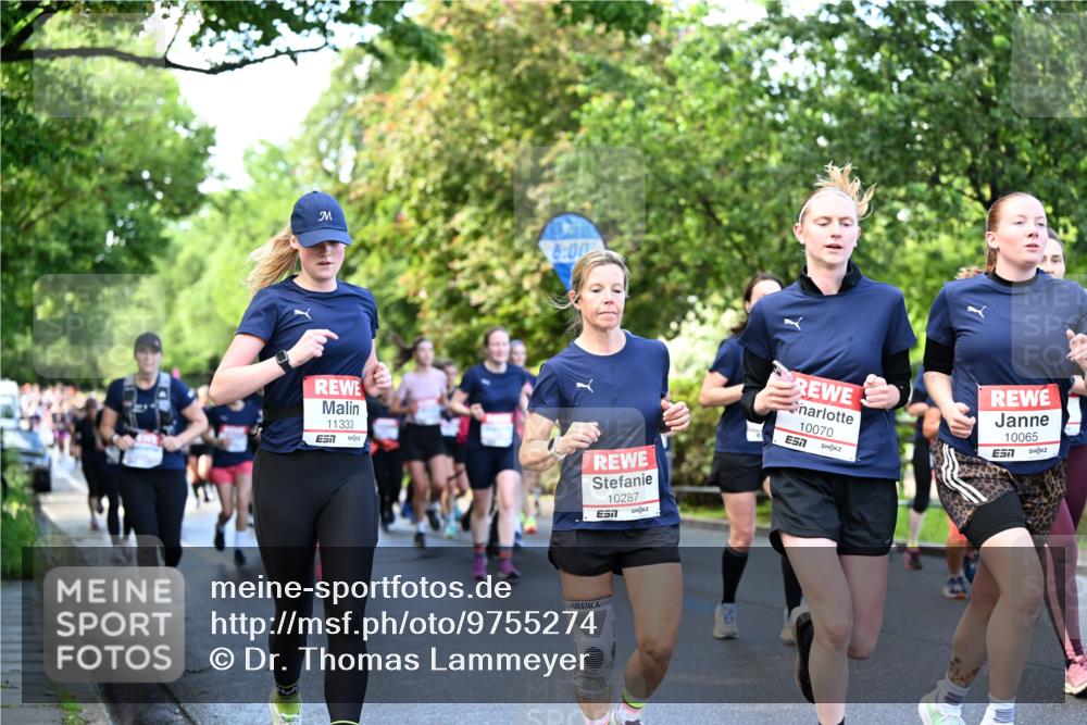 14.06.2026 - REWE Women's Run Dr. Thomas Lammeyer http://msf.ph/oto/9755274 14.06.2026 09:18:46 Laufen 11333, 8, 00, 10287, 10070, 7, 10065, 7 meine-sportfotos.de
