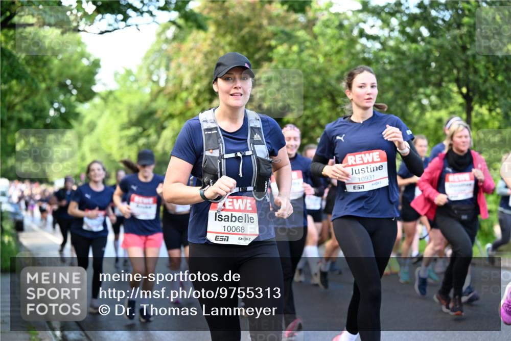 14.06.2026 - REWE Women's Run Dr. Thomas Lammeyer http://msf.ph/oto/9755313 14.06.2026 09:18:50 Laufen 10068, 7, 10931, 7 meine-sportfotos.de
