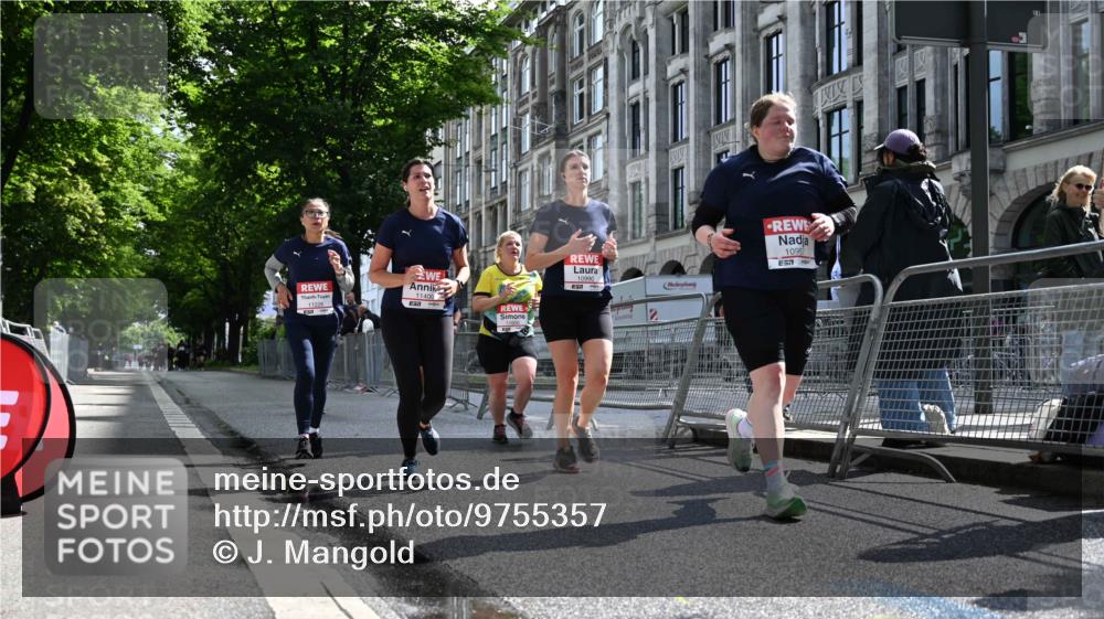 14.06.2026 - REWE Women's Run J. Mangold http://msf.ph/oto/9755357 14.06.2026 10:16:56 Ziel 10035, 10216, 10863, 10957, 10990, 11000, 11088, 11226, 11400 meine-sportfotos.de