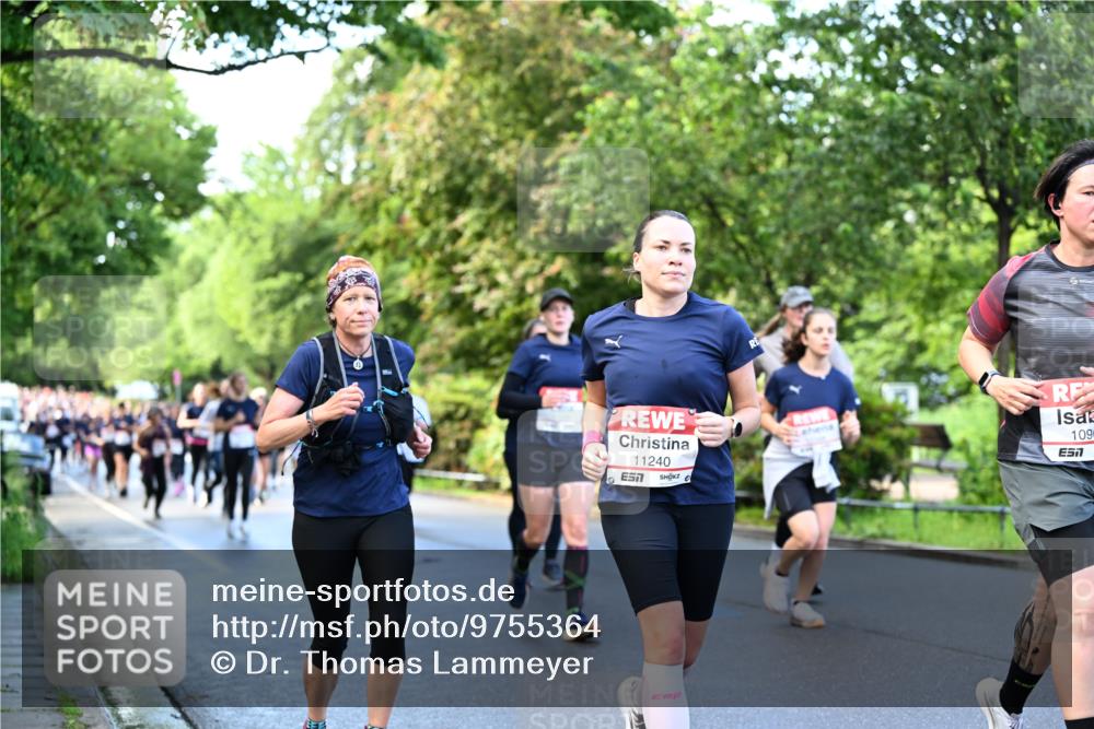 14.06.2026 - REWE Women's Run Dr. Thomas Lammeyer http://msf.ph/oto/9755364 14.06.2026 09:18:54 Laufen 11240, 7, 109, 7 meine-sportfotos.de