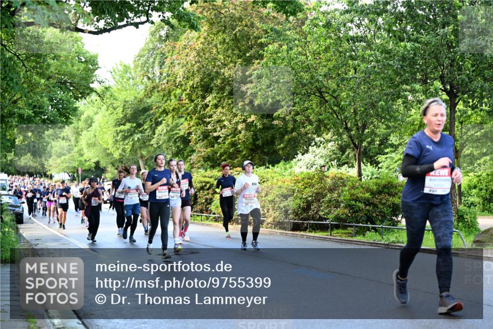 14.06.2026 - REWE Women's Run Dr. Thomas Lammeyer http://msf.ph/oto/9755399 14.06.2026 09:18:56 Laufen 10121 meine-sportfotos.de