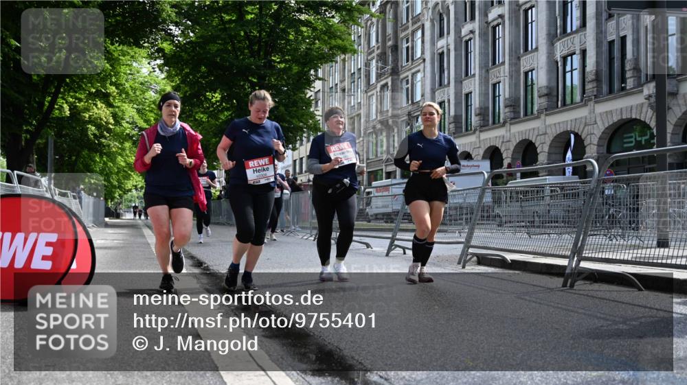14.06.2026 - REWE Women's Run J. Mangold http://msf.ph/oto/9755401 14.06.2026 10:17:23 Ziel 10270, 10316, 10615, 10797, 10807, 10877 meine-sportfotos.de