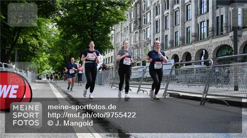 14.06.2026 - REWE Women's Run J. Mangold http://msf.ph/oto/9755422 14.06.2026 10:17:27 Ziel 10270, 10316, 10615, 10797, 10807, 10877, 10941 meine-sportfotos.de
