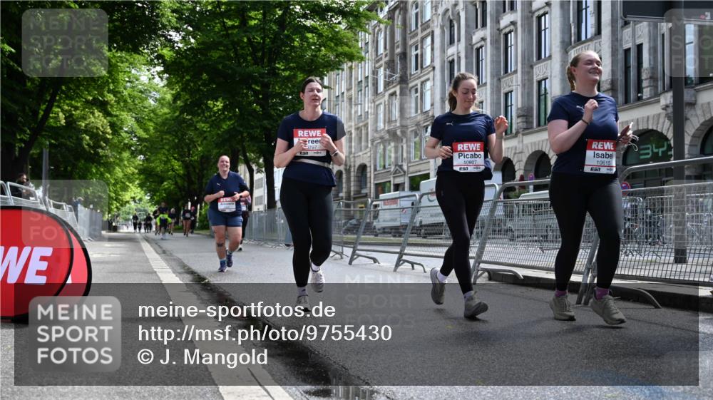 14.06.2026 - REWE Women's Run J. Mangold http://msf.ph/oto/9755430 14.06.2026 10:17:28 Ziel 10270, 10316, 10615, 10797, 10807, 10877, 10941 meine-sportfotos.de