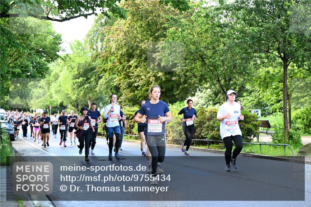 14.06.2026 - REWE Women's Run Dr. Thomas Lammeyer http://msf.ph/oto/9755434 14.06.2026 09:18:58 Laufen 51 meine-sportfotos.de