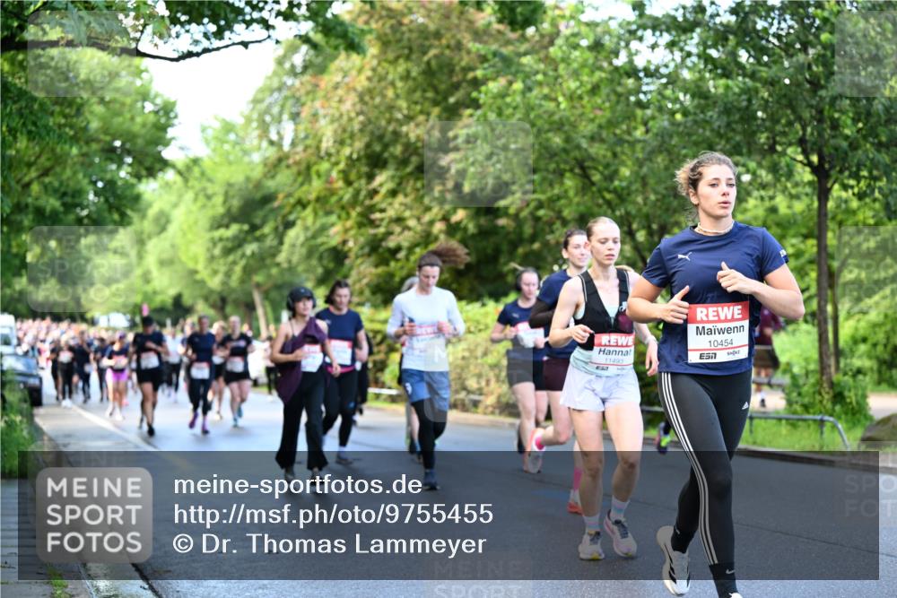 14.06.2026 - REWE Women's Run Dr. Thomas Lammeyer http://msf.ph/oto/9755455 14.06.2026 09:18:59 Laufen 11493, 657, 10454 meine-sportfotos.de