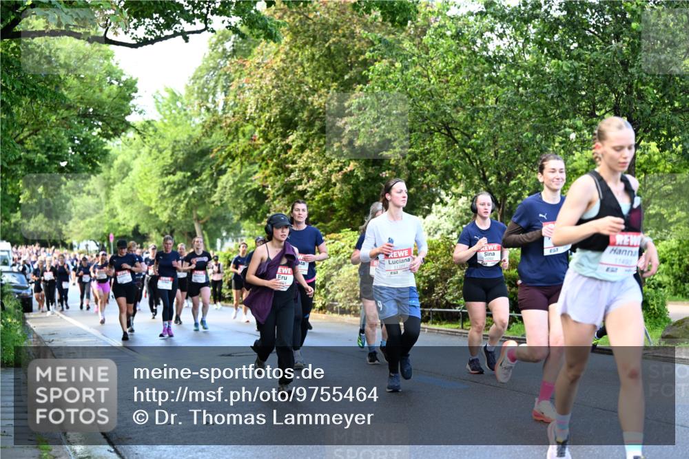 14.06.2026 - REWE Women's Run Dr. Thomas Lammeyer http://msf.ph/oto/9755464 14.06.2026 09:19:00 Laufen 57, 11493 meine-sportfotos.de