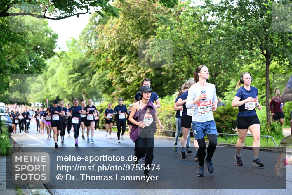 14.06.2026 - REWE Women's Run Dr. Thomas Lammeyer http://msf.ph/oto/9755474 14.06.2026 09:19:01 Laufen 11377, 7, 10724 meine-sportfotos.de