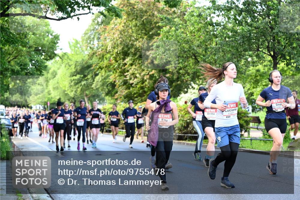 14.06.2026 - REWE Women's Run Dr. Thomas Lammeyer http://msf.ph/oto/9755478 14.06.2026 09:19:01 Laufen 11377, 57, 10292 meine-sportfotos.de