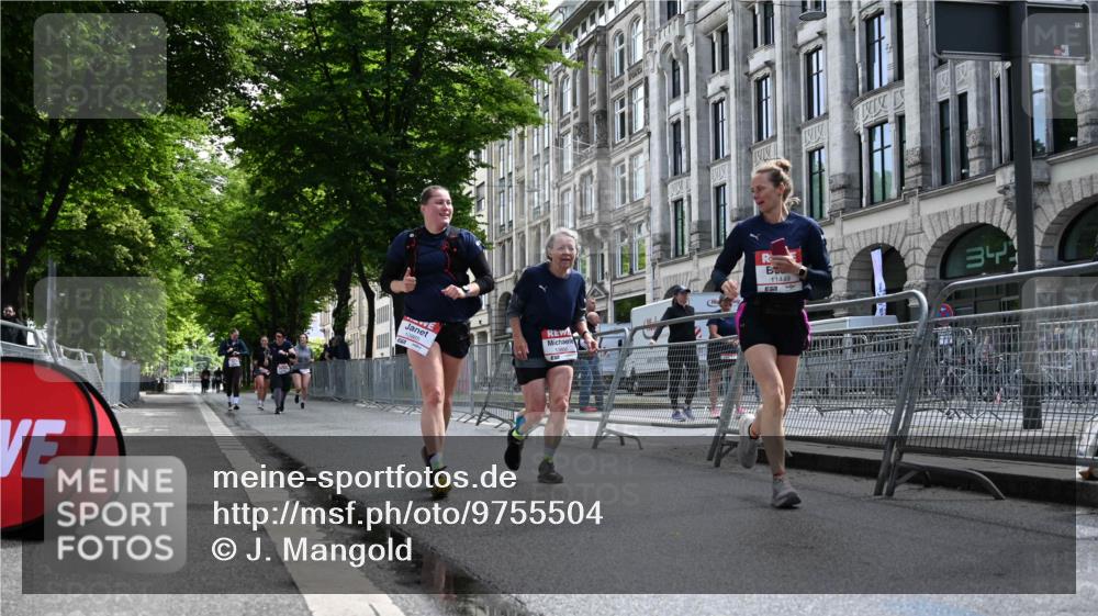 14.06.2026 - REWE Women's Run J. Mangold http://msf.ph/oto/9755504 14.06.2026 10:17:47 Ziel 10157, 10515, 10865, 10866, 11189, 11449 meine-sportfotos.de