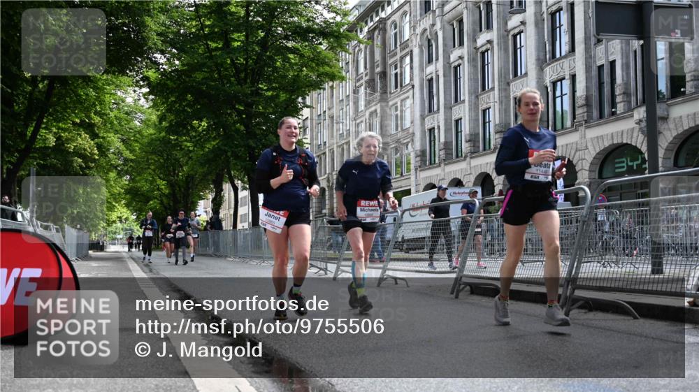 14.06.2026 - REWE Women's Run J. Mangold http://msf.ph/oto/9755506 14.06.2026 10:17:47 Ziel 10157, 10515, 10865, 10866, 11189, 11449 meine-sportfotos.de