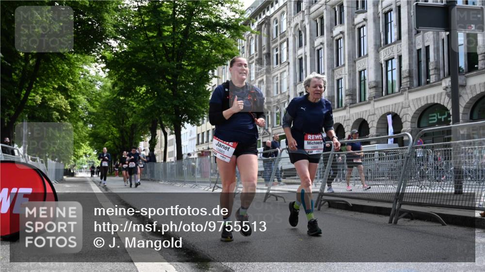 14.06.2026 - REWE Women's Run J. Mangold http://msf.ph/oto/9755513 14.06.2026 10:17:48 Ziel 10157, 10515, 10865, 10866, 11449 meine-sportfotos.de