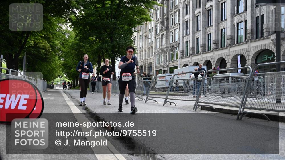 14.06.2026 - REWE Women's Run J. Mangold http://msf.ph/oto/9755519 14.06.2026 10:17:54 Ziel 10141, 10707, 10851, 10865, 10866, 11314 meine-sportfotos.de