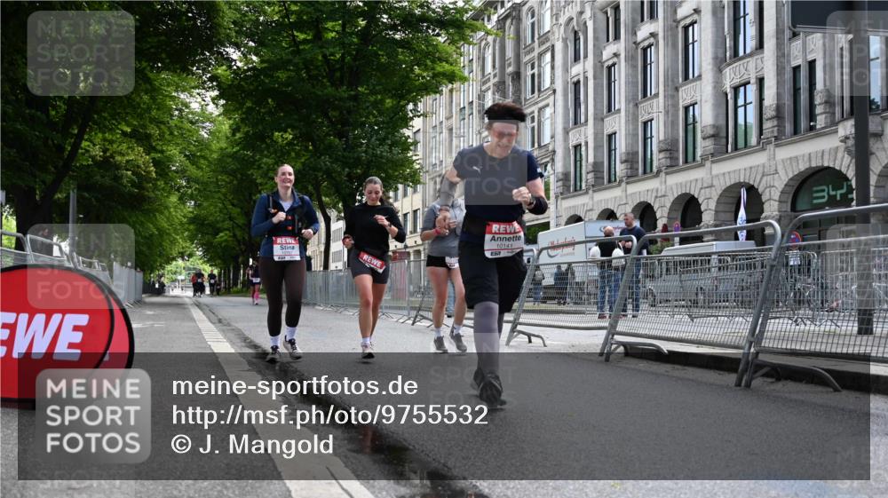 14.06.2026 - REWE Women's Run J. Mangold http://msf.ph/oto/9755532 14.06.2026 10:17:55 Ziel 10141, 10707, 10851, 11314 meine-sportfotos.de