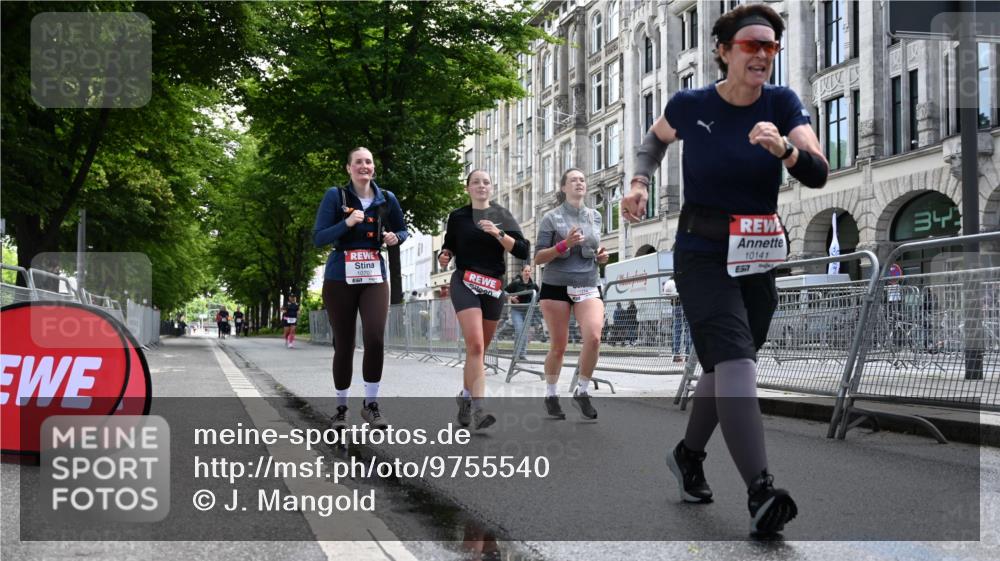14.06.2026 - REWE Women's Run J. Mangold http://msf.ph/oto/9755540 14.06.2026 10:17:56 Ziel 10141, 10707, 10851, 11314 meine-sportfotos.de