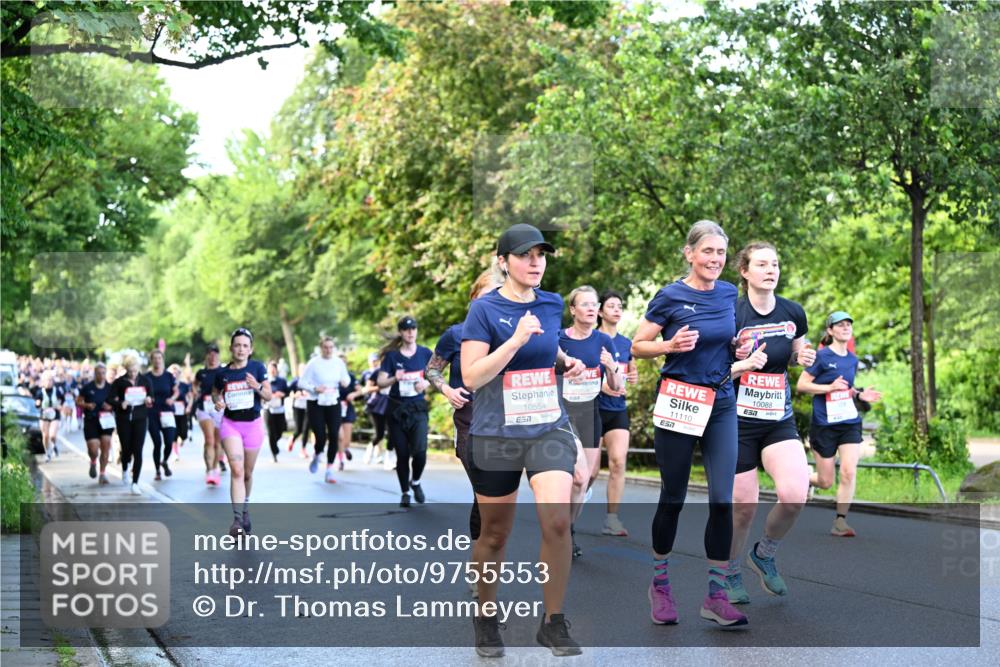 14.06.2026 - REWE Women's Run Dr. Thomas Lammeyer http://msf.ph/oto/9755553 14.06.2026 09:19:06 Laufen 10554, 7, 11110, 10088, 7 meine-sportfotos.de