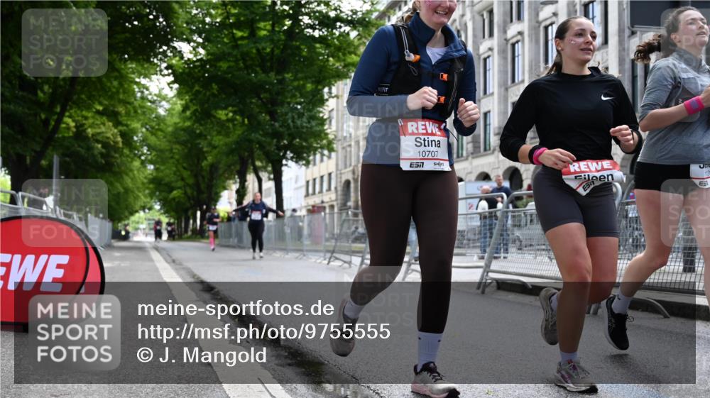 14.06.2026 - REWE Women's Run J. Mangold http://msf.ph/oto/9755555 14.06.2026 10:17:58 Ziel 10141, 10684, 10707, 10851, 11314 meine-sportfotos.de