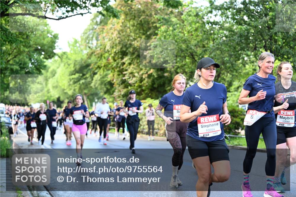 14.06.2026 - REWE Women's Run Dr. Thomas Lammeyer http://msf.ph/oto/9755564 14.06.2026 09:19:06 Laufen 10554, 7, 11, 10088, 7, 57 meine-sportfotos.de