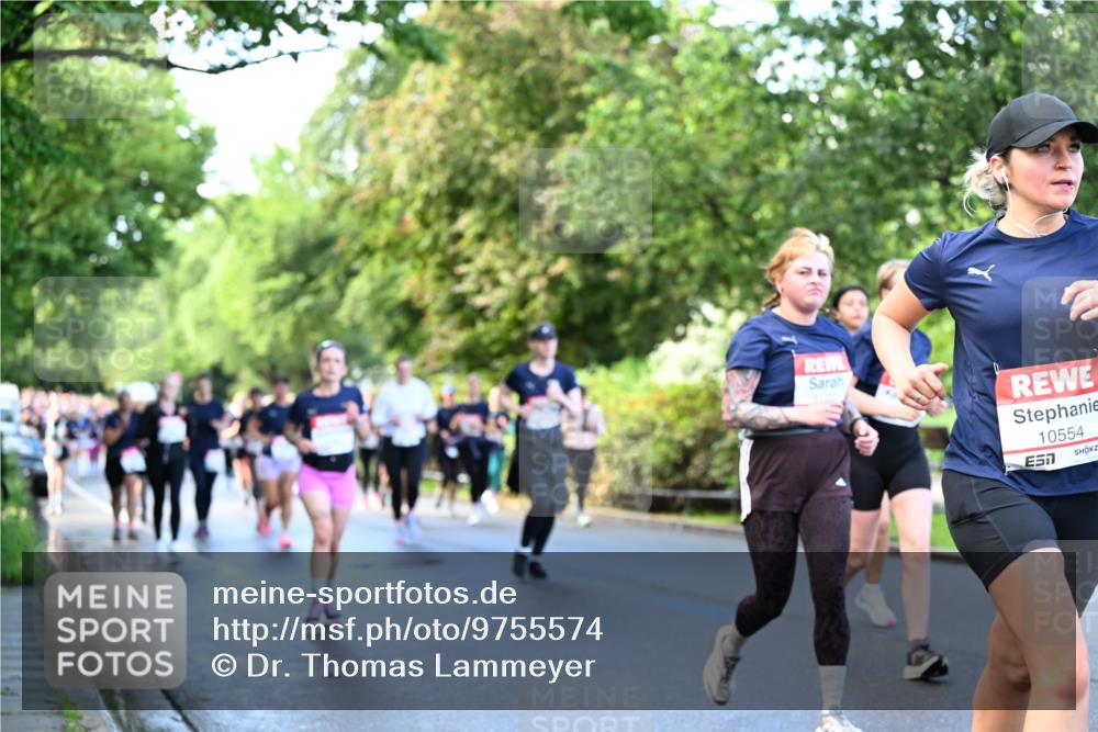 14.06.2026 - REWE Women's Run Dr. Thomas Lammeyer http://msf.ph/oto/9755574 14.06.2026 09:19:07 Laufen 10554, 7 meine-sportfotos.de