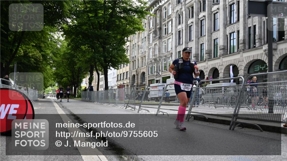 14.06.2026 - REWE Women's Run J. Mangold http://msf.ph/oto/9755605 14.06.2026 10:18:08 Ziel 10684, 10864 meine-sportfotos.de