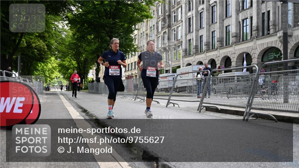 14.06.2026 - REWE Women's Run J. Mangold http://msf.ph/oto/9755627 14.06.2026 10:18:21 Ziel 10506, 11100 meine-sportfotos.de