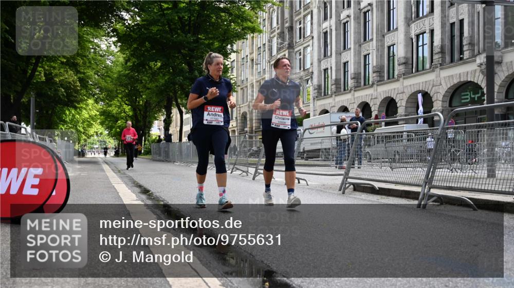 14.06.2026 - REWE Women's Run J. Mangold http://msf.ph/oto/9755631 14.06.2026 10:18:21 Ziel 10506, 11100 meine-sportfotos.de