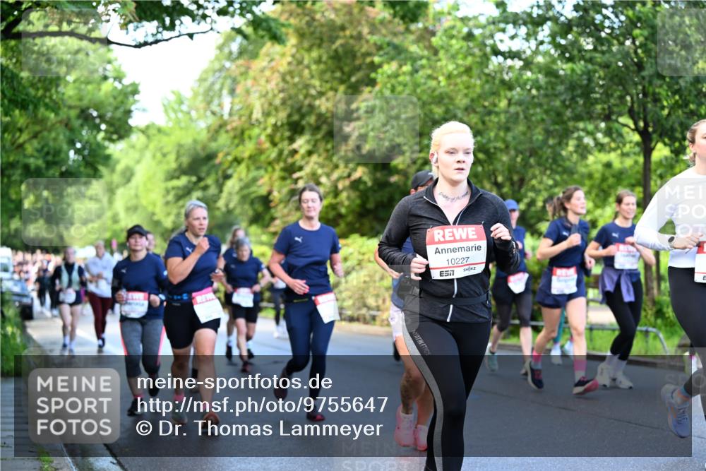14.06.2026 - REWE Women's Run Dr. Thomas Lammeyer http://msf.ph/oto/9755647 14.06.2026 09:19:12 Laufen 10227, 57 meine-sportfotos.de