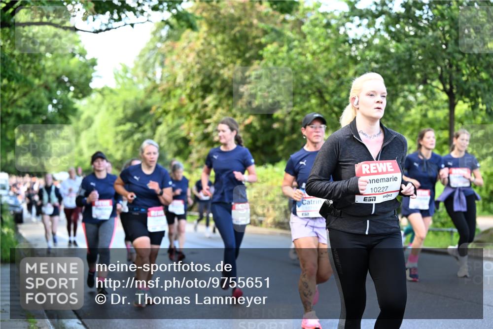 14.06.2026 - REWE Women's Run Dr. Thomas Lammeyer http://msf.ph/oto/9755651 14.06.2026 09:19:12 Laufen 10719, 10227 meine-sportfotos.de