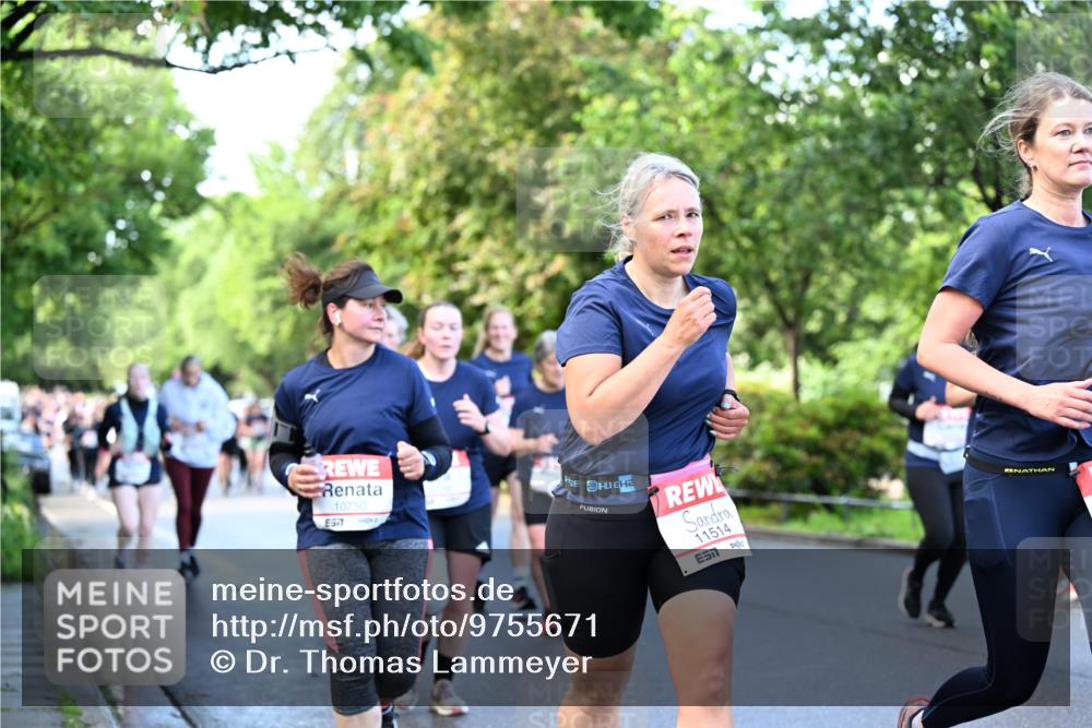 14.06.2026 - REWE Women's Run Dr. Thomas Lammeyer http://msf.ph/oto/9755671 14.06.2026 09:19:14 Laufen 10750, 577, 11514 meine-sportfotos.de
