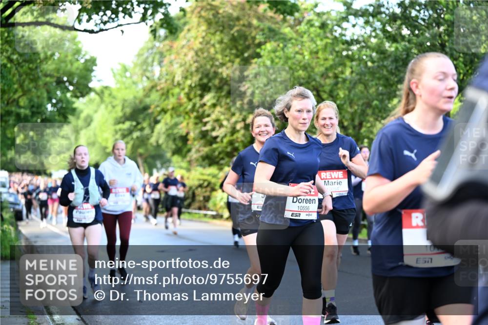 14.06.2026 - REWE Women's Run Dr. Thomas Lammeyer http://msf.ph/oto/9755697 14.06.2026 09:19:16 Laufen 10556, 10054, 10 meine-sportfotos.de