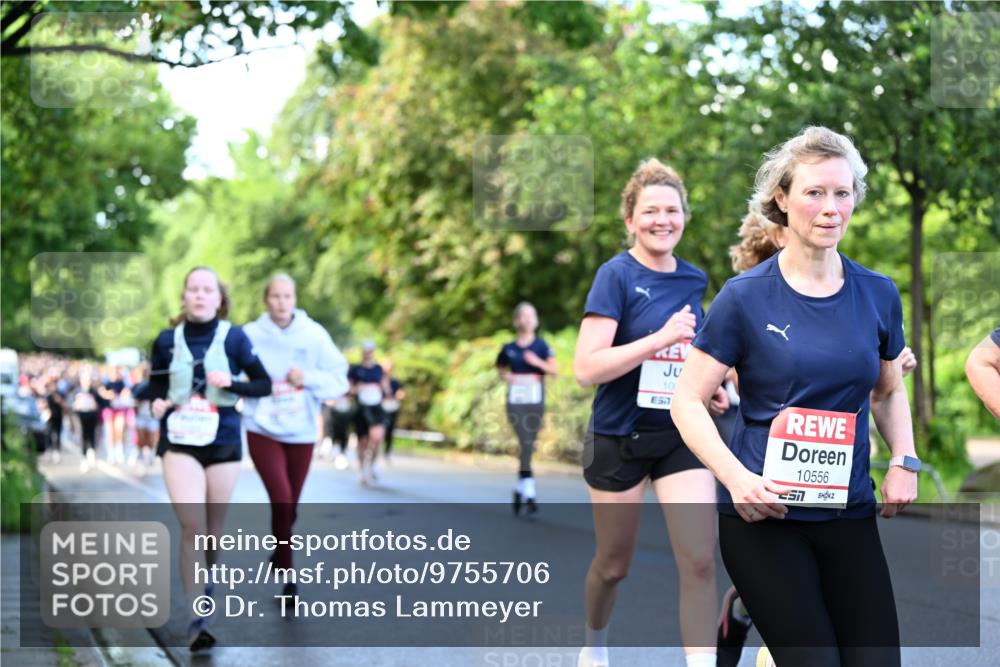 14.06.2026 - REWE Women's Run Dr. Thomas Lammeyer http://msf.ph/oto/9755706 14.06.2026 09:19:16 Laufen 10, 57, 10556 meine-sportfotos.de