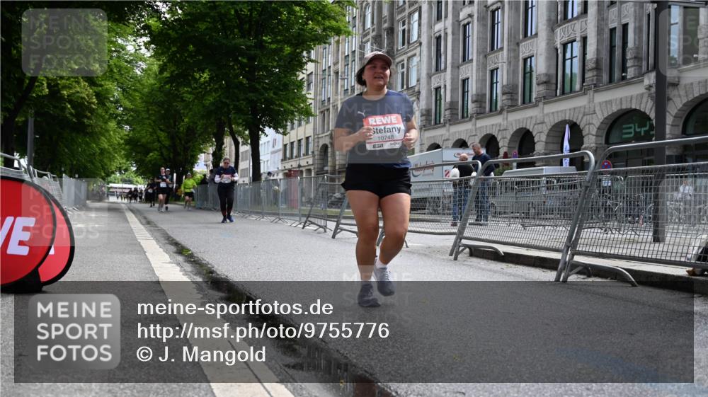 14.06.2026 - REWE Women's Run J. Mangold http://msf.ph/oto/9755776 14.06.2026 10:19:48 Ziel 10748 meine-sportfotos.de