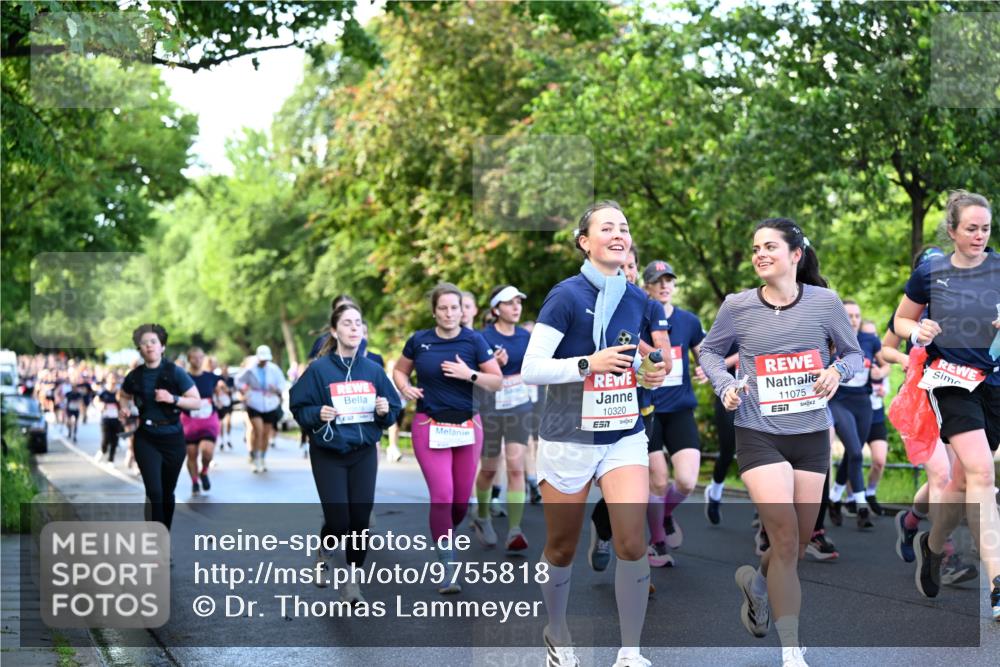 14.06.2026 - REWE Women's Run Dr. Thomas Lammeyer http://msf.ph/oto/9755818 14.06.2026 09:19:25 Laufen 10320, 11075, 57 meine-sportfotos.de