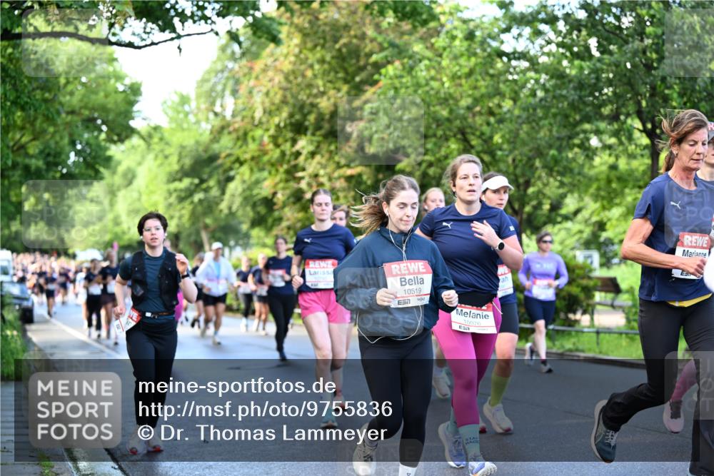 14.06.2026 - REWE Women's Run Dr. Thomas Lammeyer http://msf.ph/oto/9755836 14.06.2026 09:19:26 Laufen 10519, 57, 10076 meine-sportfotos.de