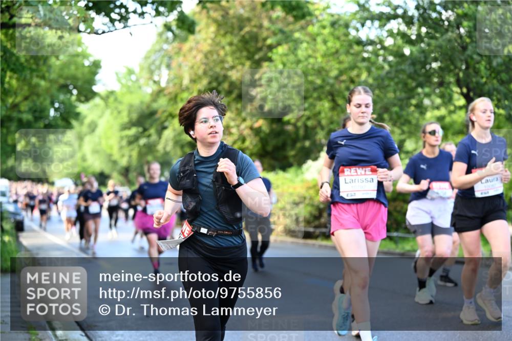 14.06.2026 - REWE Women's Run Dr. Thomas Lammeyer http://msf.ph/oto/9755856 14.06.2026 09:19:27 Laufen 10792 meine-sportfotos.de