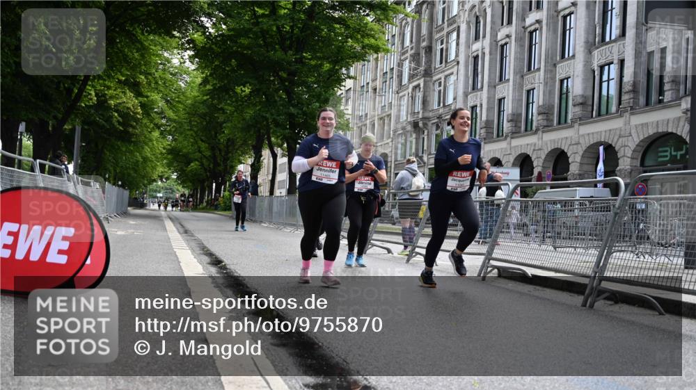 14.06.2026 - REWE Women's Run J. Mangold http://msf.ph/oto/9755870 14.06.2026 10:20:20 Ziel 10485, 10767, 11064, 11465 meine-sportfotos.de