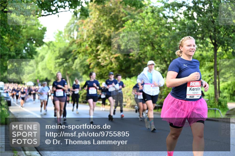14.06.2026 - REWE Women's Run Dr. Thomas Lammeyer http://msf.ph/oto/9755895 14.06.2026 09:19:30 Laufen 10101 meine-sportfotos.de