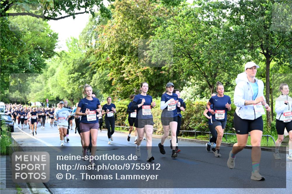 14.06.2026 - REWE Women's Run Dr. Thomas Lammeyer http://msf.ph/oto/9755912 14.06.2026 09:19:32 Laufen 11255 meine-sportfotos.de