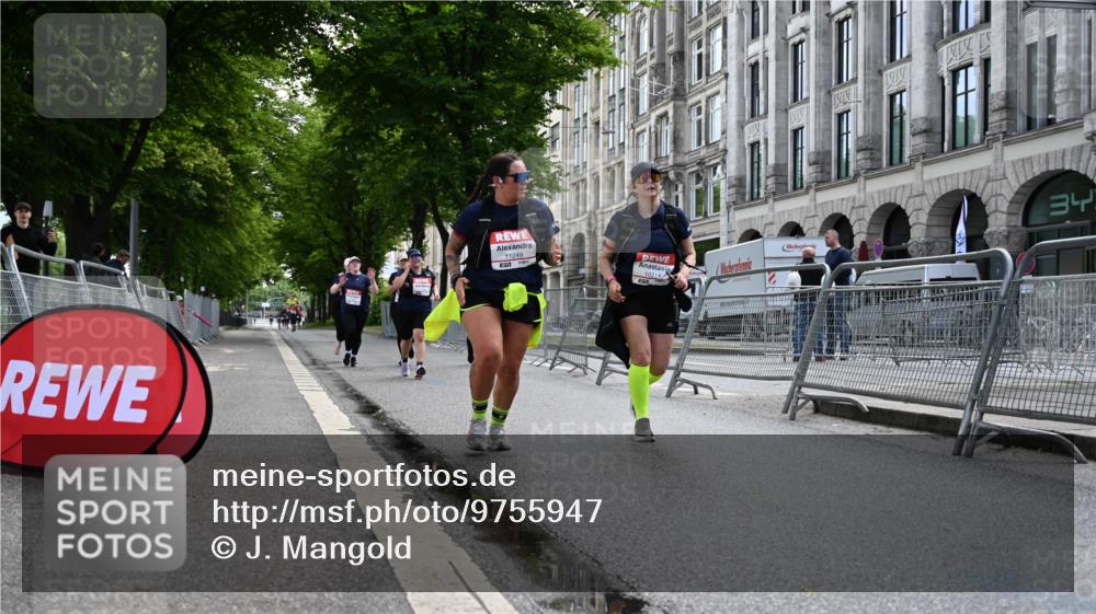 14.06.2026 - REWE Women's Run J. Mangold http://msf.ph/oto/9755947 14.06.2026 10:21:05 Ziel 10212, 10520, 10607, 10714, 11249, 11256 meine-sportfotos.de