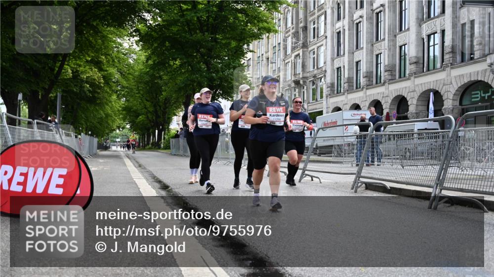 14.06.2026 - REWE Women's Run J. Mangold http://msf.ph/oto/9755976 14.06.2026 10:21:08 Ziel 10174, 10212, 10520, 10607, 10714, 11249, 11256 meine-sportfotos.de