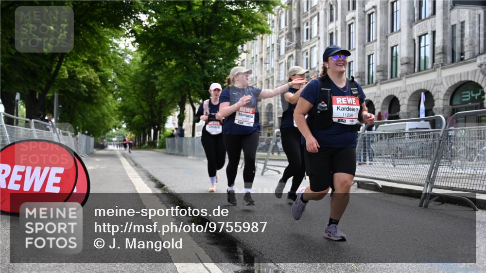 14.06.2026 - REWE Women's Run J. Mangold http://msf.ph/oto/9755987 14.06.2026 10:21:09 Ziel 10174, 10212, 10520, 10607, 10714, 11249, 11256 meine-sportfotos.de