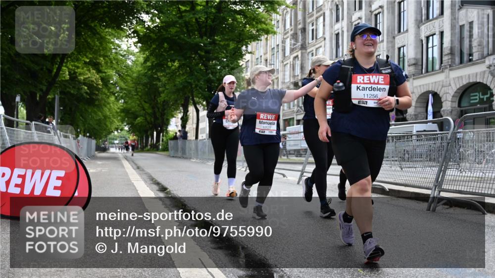 14.06.2026 - REWE Women's Run J. Mangold http://msf.ph/oto/9755990 14.06.2026 10:21:10 Ziel 10174, 10212, 10520, 10607, 10714, 11249, 11256 meine-sportfotos.de
