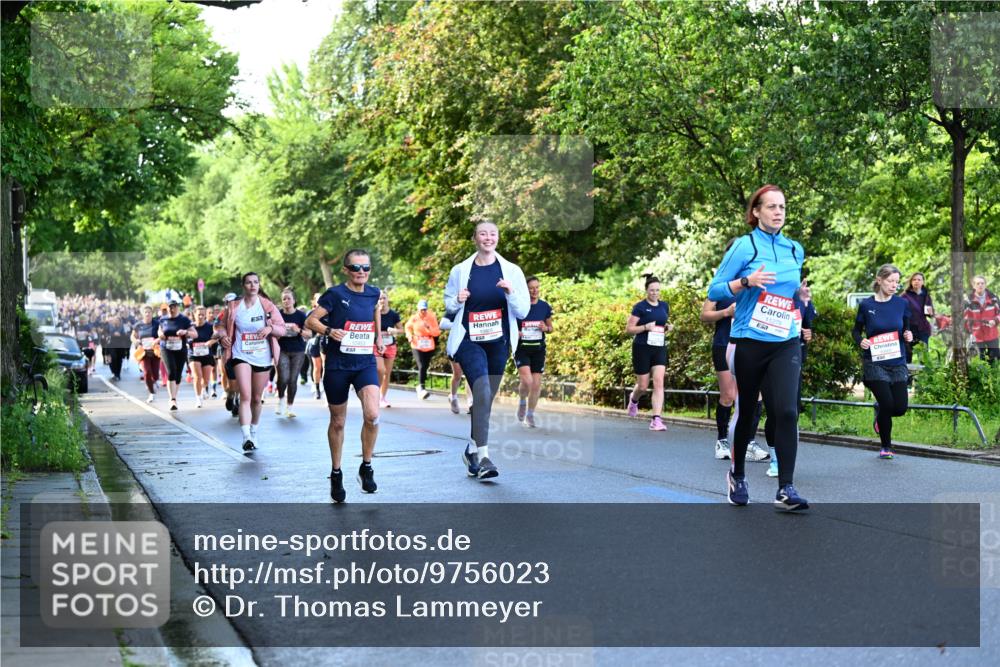 14.06.2026 - REWE Women's Run Dr. Thomas Lammeyer http://msf.ph/oto/9756023 14.06.2026 09:19:39 Laufen 5, 7 meine-sportfotos.de