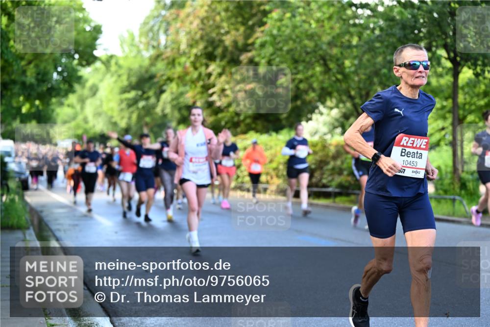 14.06.2026 - REWE Women's Run Dr. Thomas Lammeyer http://msf.ph/oto/9756065 14.06.2026 09:19:42 Laufen 10453, 577 meine-sportfotos.de