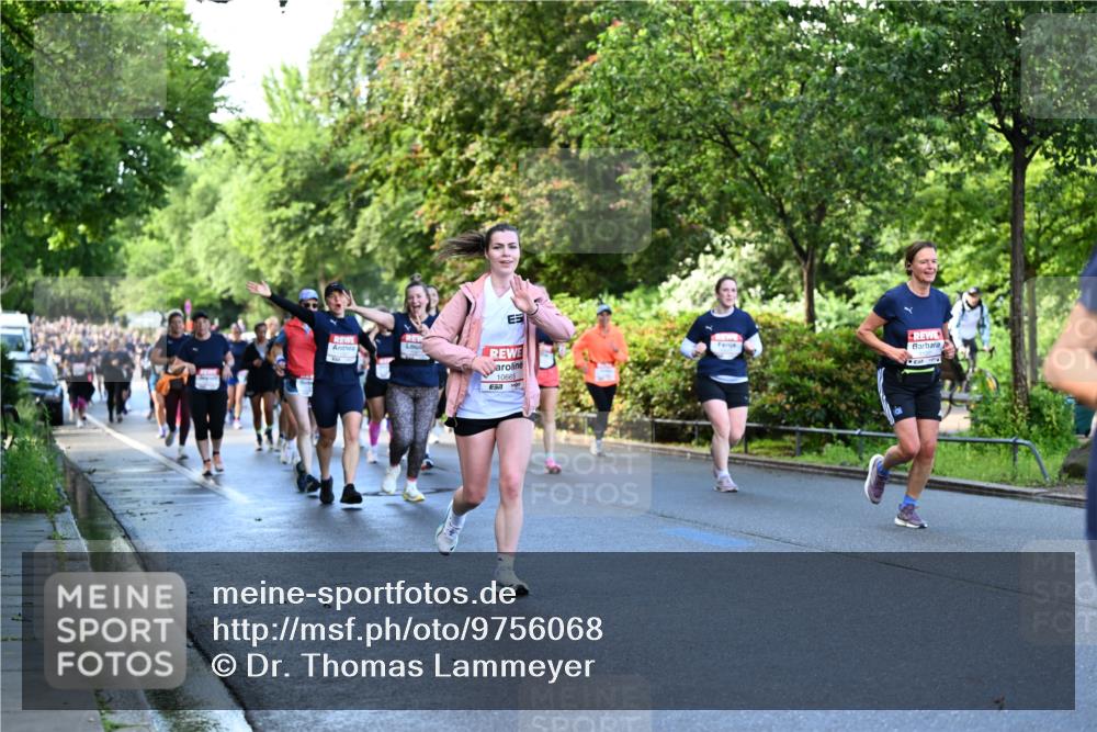 14.06.2026 - REWE Women's Run Dr. Thomas Lammeyer http://msf.ph/oto/9756068 14.06.2026 09:19:43 Laufen 10665 meine-sportfotos.de
