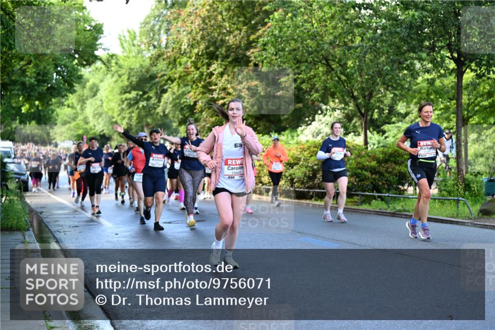 14.06.2026 - REWE Women's Run Dr. Thomas Lammeyer http://msf.ph/oto/9756071 14.06.2026 09:19:43 Laufen 10665, 7 meine-sportfotos.de