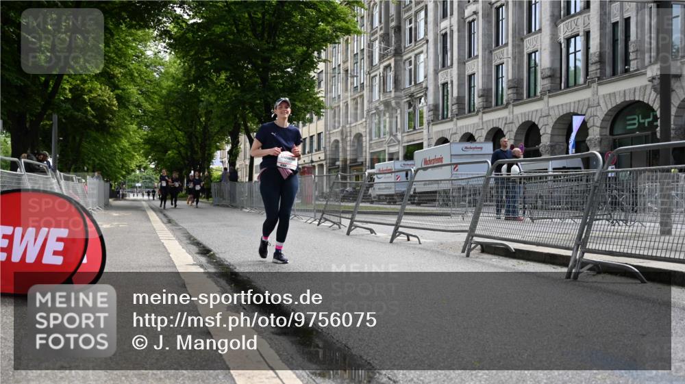 14.06.2026 - REWE Women's Run J. Mangold http://msf.ph/oto/9756075 14.06.2026 10:22:44 Ziel 10437 meine-sportfotos.de