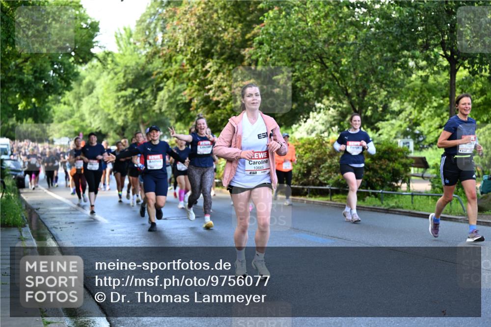 14.06.2026 - REWE Women's Run Dr. Thomas Lammeyer http://msf.ph/oto/9756077 14.06.2026 09:19:43 Laufen 10665 meine-sportfotos.de