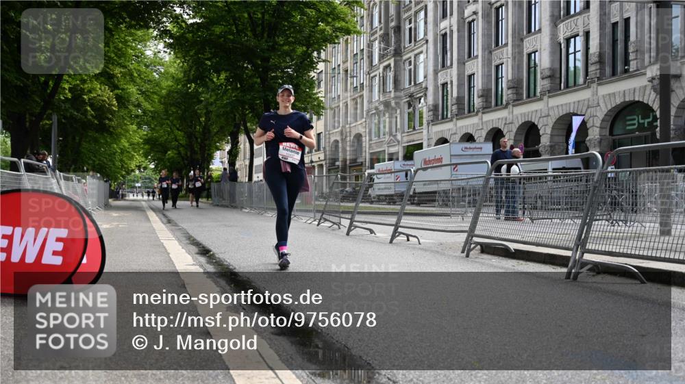14.06.2026 - REWE Women's Run J. Mangold http://msf.ph/oto/9756078 14.06.2026 10:22:44 Ziel 10437 meine-sportfotos.de