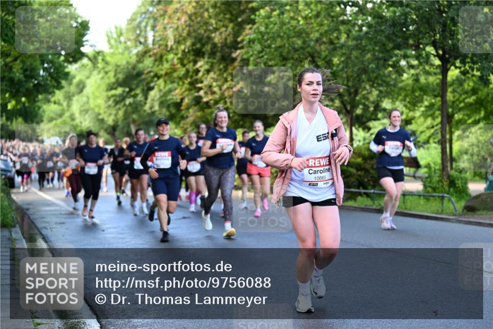 14.06.2026 - REWE Women's Run Dr. Thomas Lammeyer http://msf.ph/oto/9756088 14.06.2026 09:19:44 Laufen 10665 meine-sportfotos.de